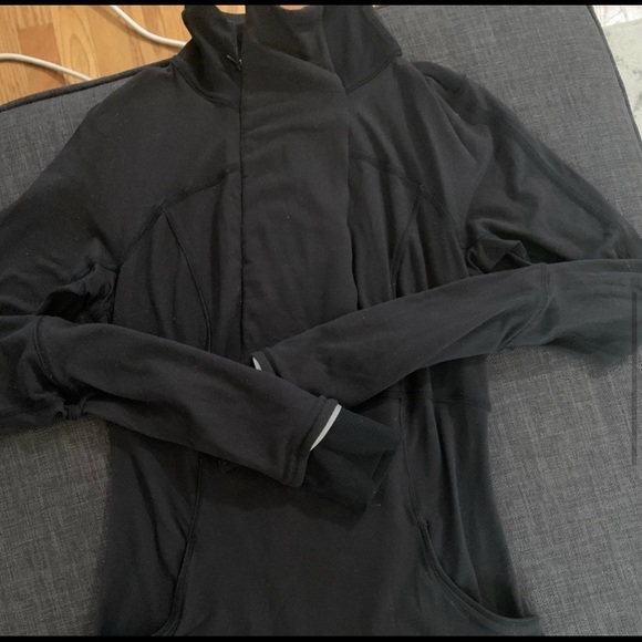 Lululemon Jacket - Picture 3 of 4
